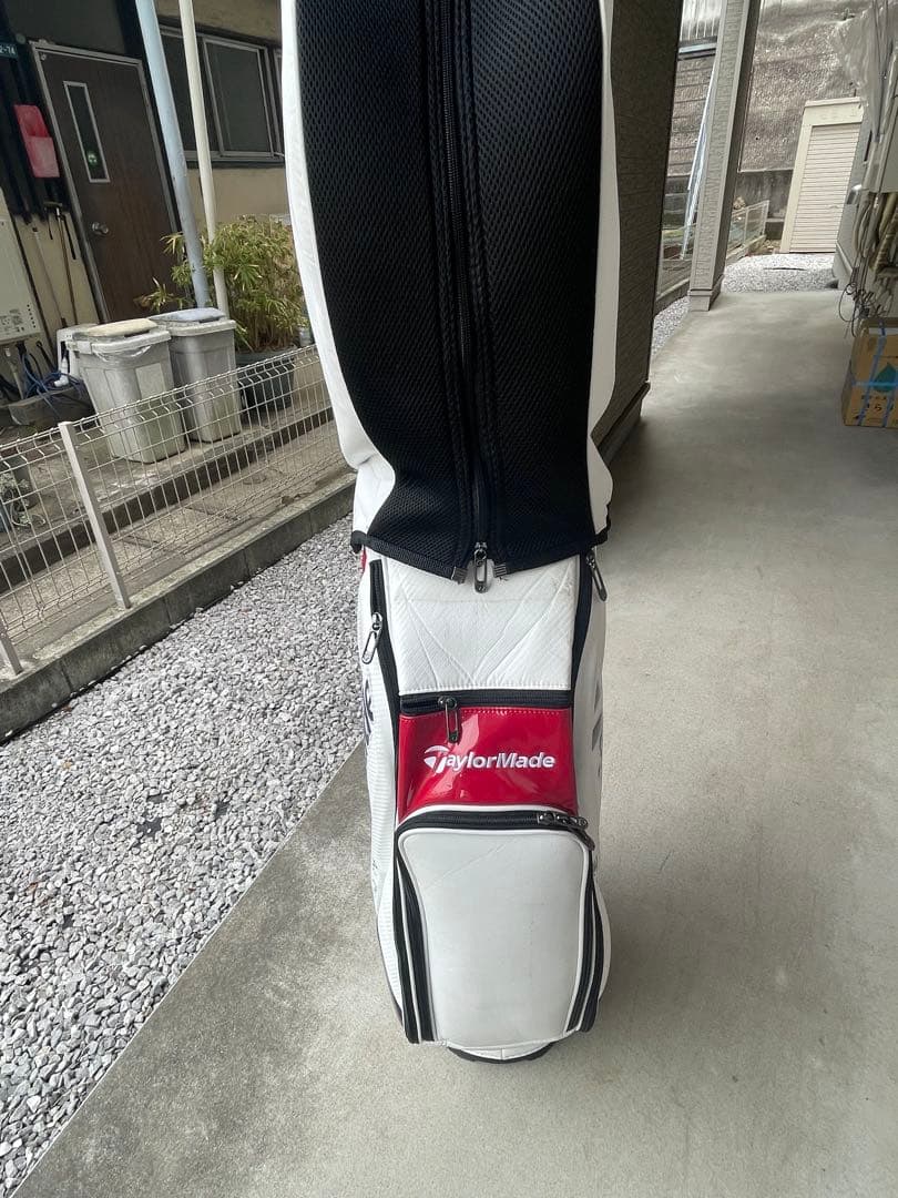 TaylorMade キャディバッグ ホワイト/レッド/ネイビー使用期間10ヶ月