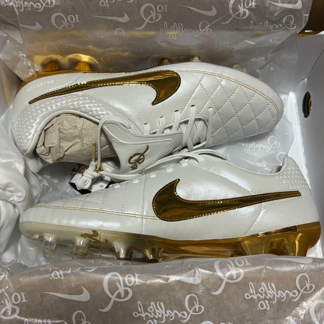 NIKE ティエンポ レジェンド RGN FG SE