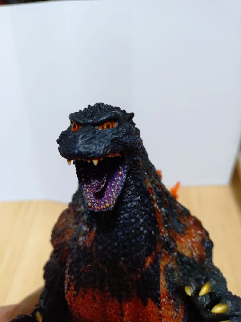 東宝30cmシリーズ 酒井ゆうじ造形コレクション ゴジラ（1995）ラストシーン