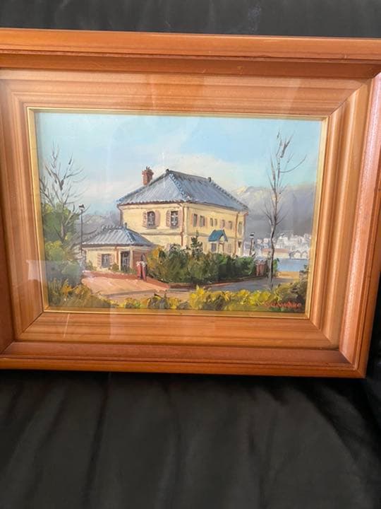 額無しでよろしければ6,000円引きで！油絵はF4と書いてます。