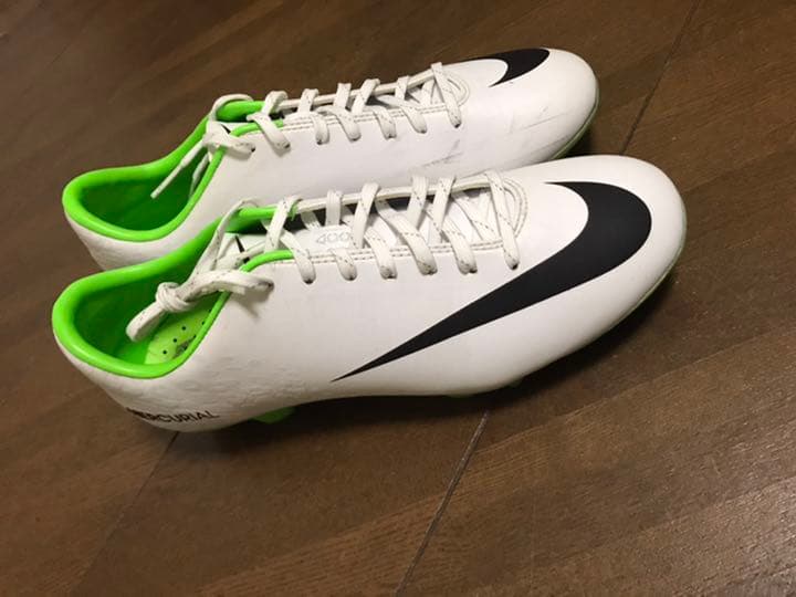 マーキュリアル　サッカースパイク