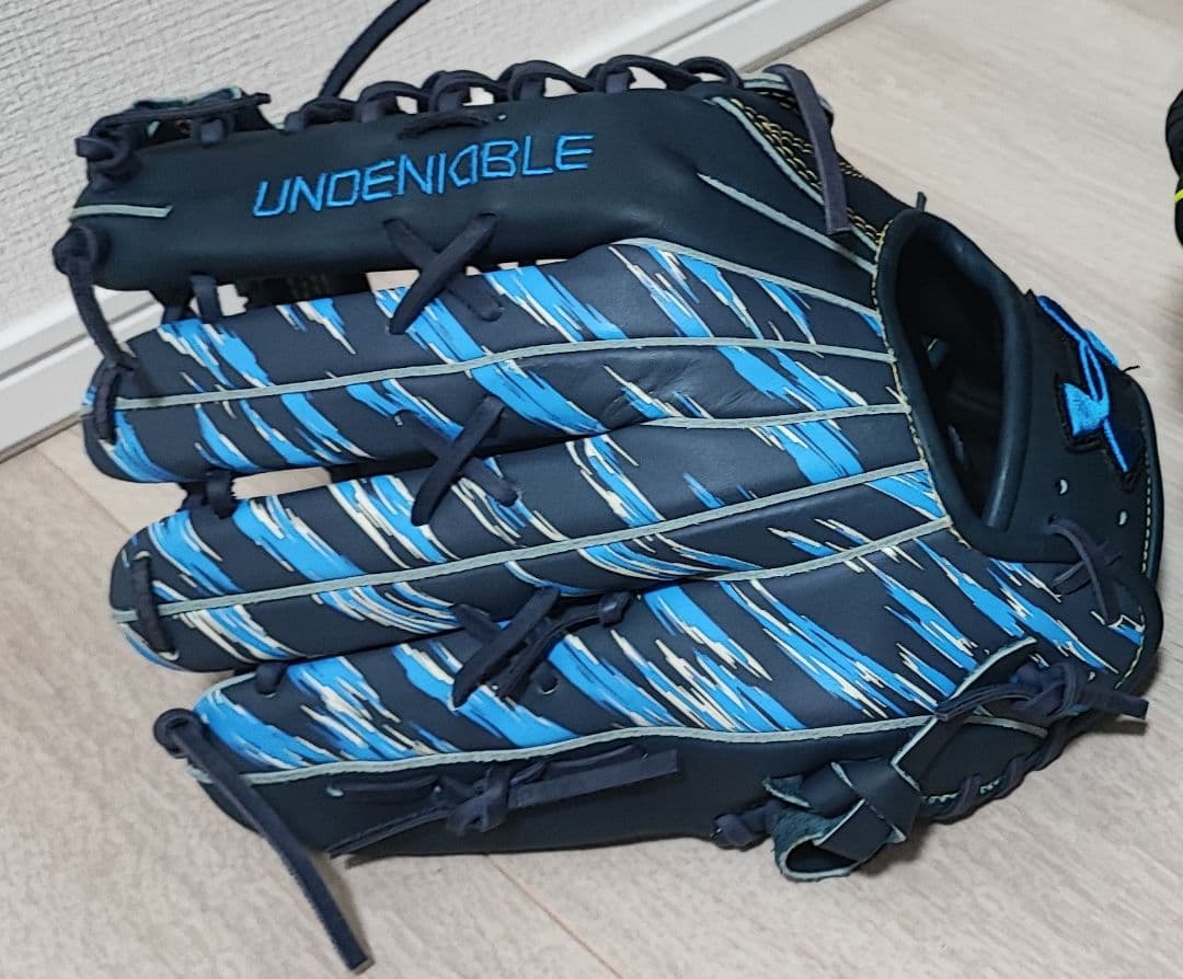 アンダーアーマー　外野　一般軟式　オールスター　廃盤