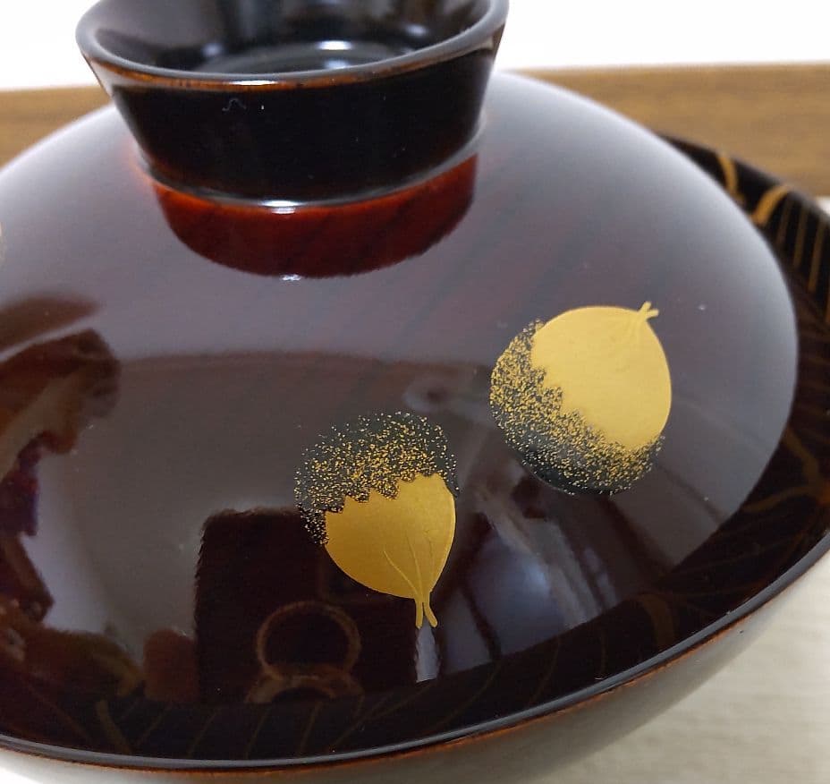 お値下げしました、柏に団栗　蒔絵　吸物椀　5客組