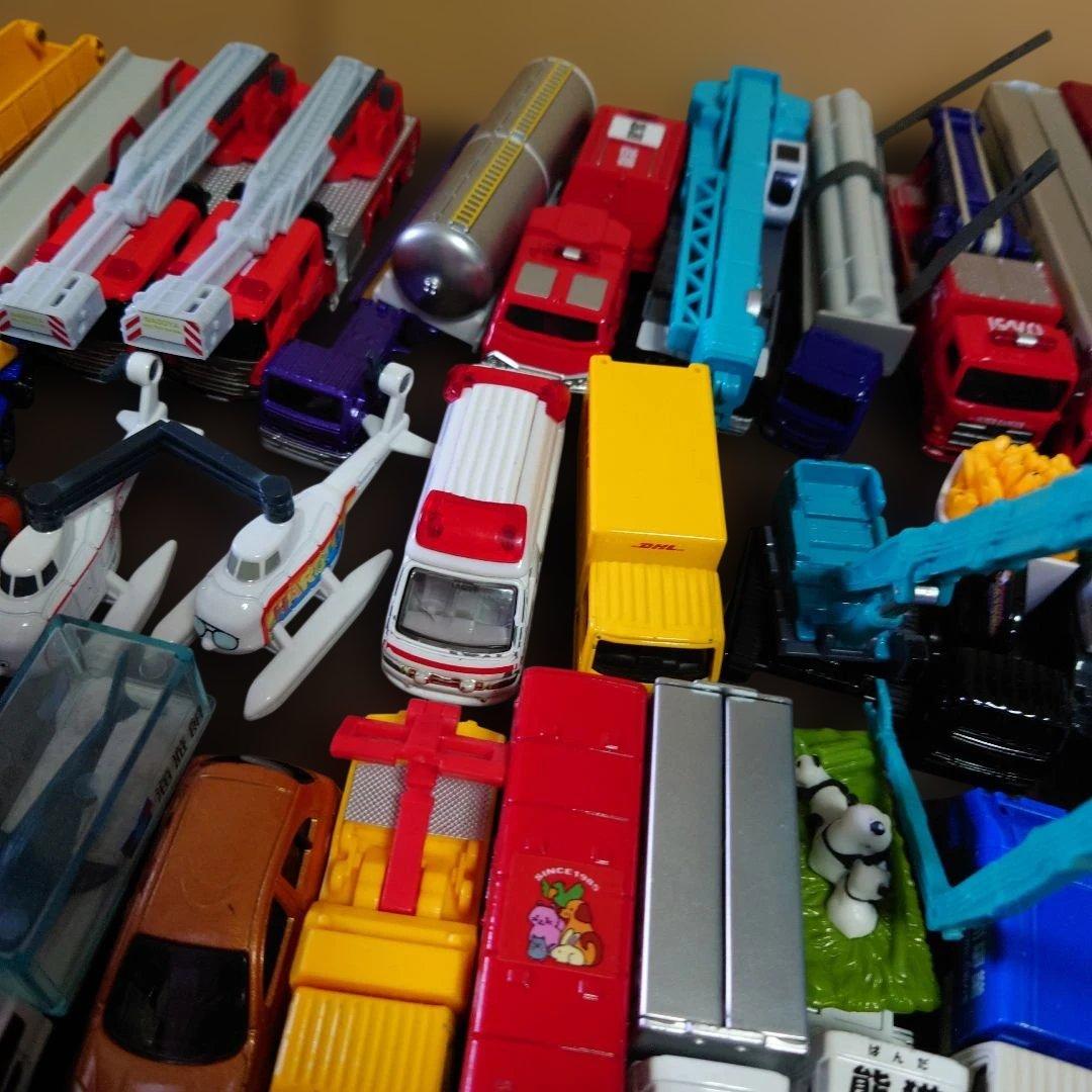 トミカ ミニカーセット　キャリアカー　約85台　カーキャリア　トーマス