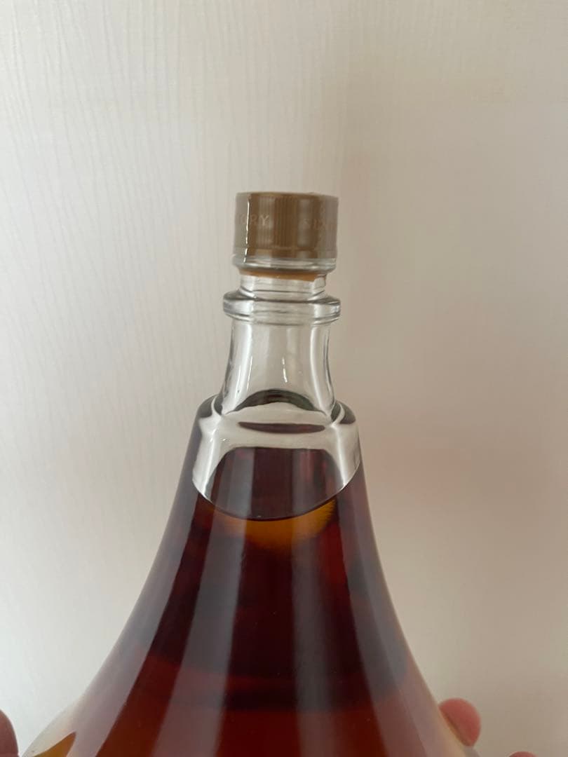 サントリーウイスキー 響 楽器ボトル ホルン型 500ml 43％