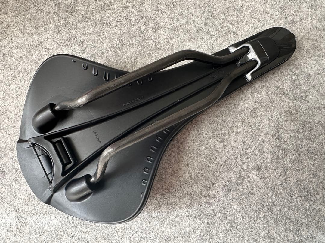 fizik フィジーク アンタレス VERSUS EVO R1 ADAPTIVE