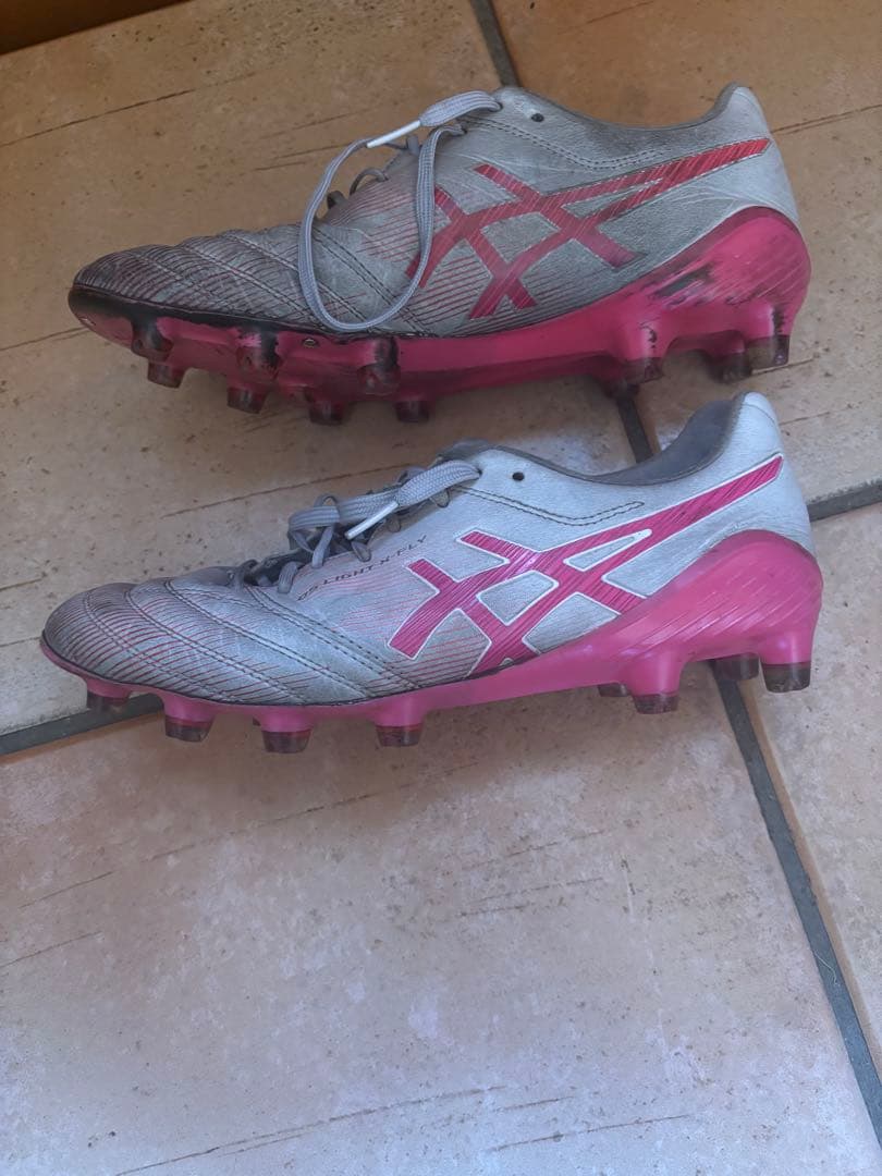 ASICS サッカーシューズ ホワイト/ピンク