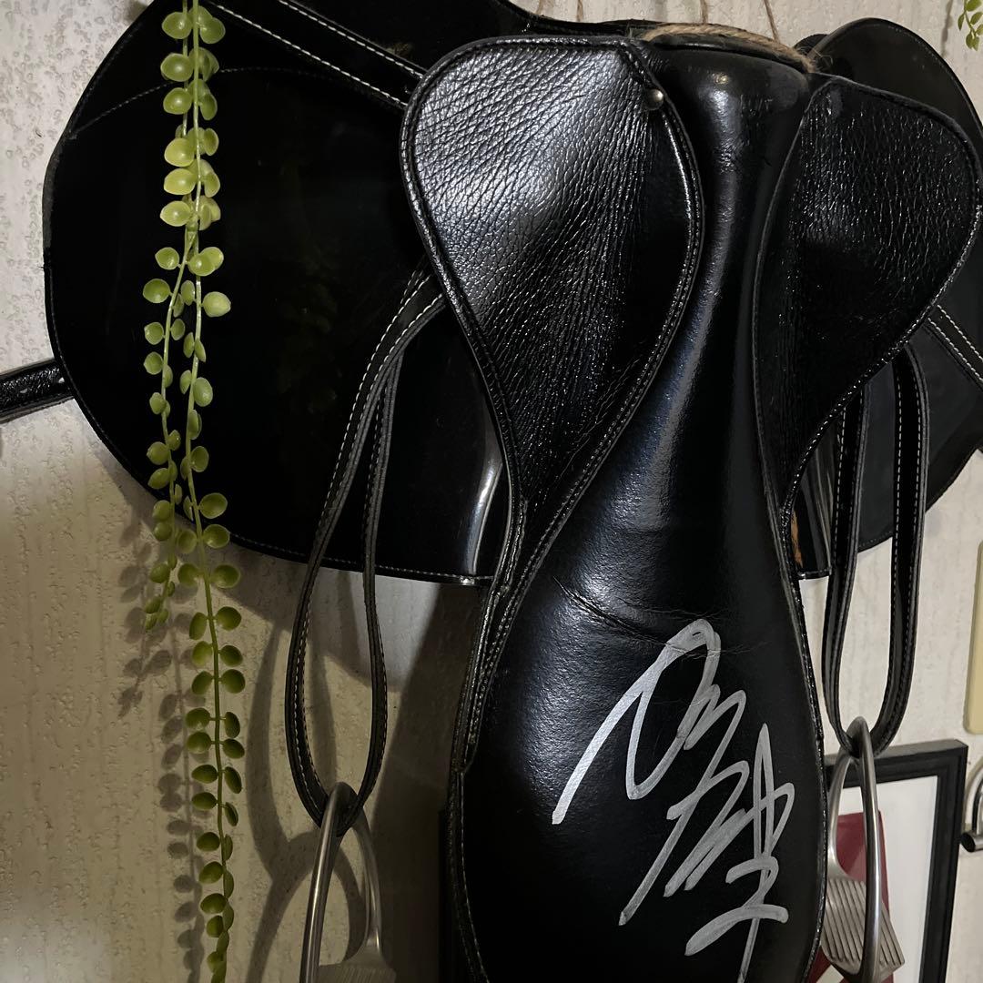 ☆内海馬具店☆鞍☆サイン入り☆