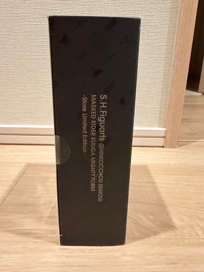 S.H.Figuarts 仮面ライダー クウガマイティフォーム ストア限定版