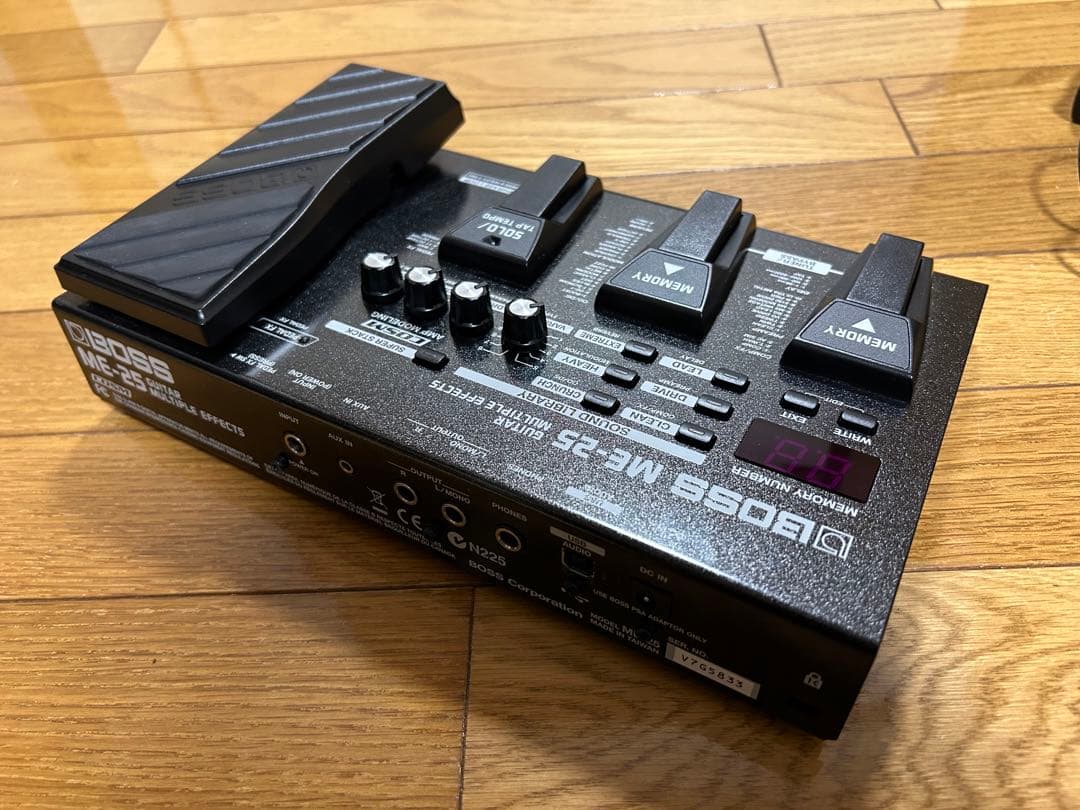 BOSS ME-25 ギターエフェクター　ACアダプター付