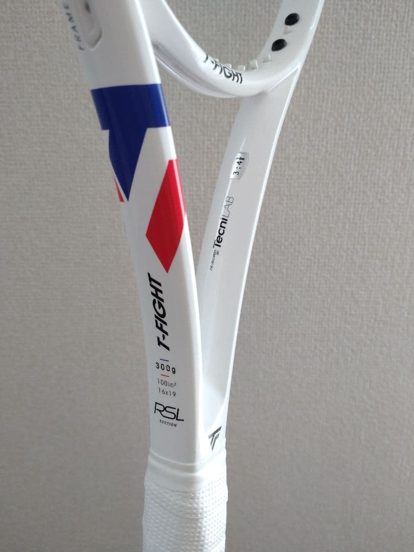 美品 テクニファイバー T-fight 300 2025 スペック測定済 G3