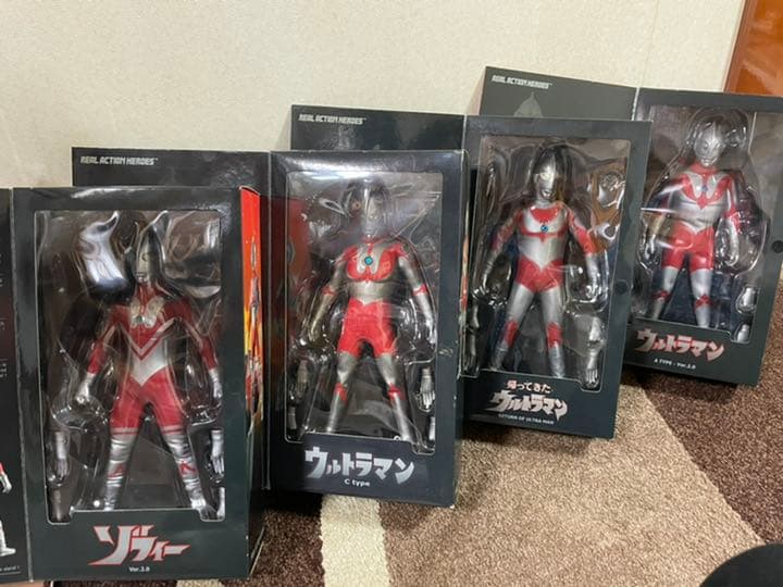 ウルトラマン　フィギュア　ヒーローズ　希少