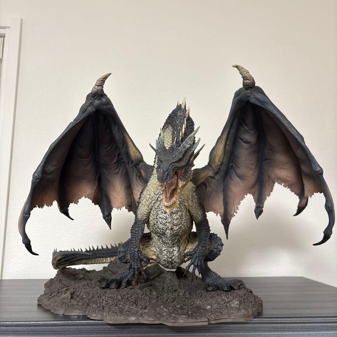 男青山稟空 モンスターハンター　ミラボレアス　フィギュア