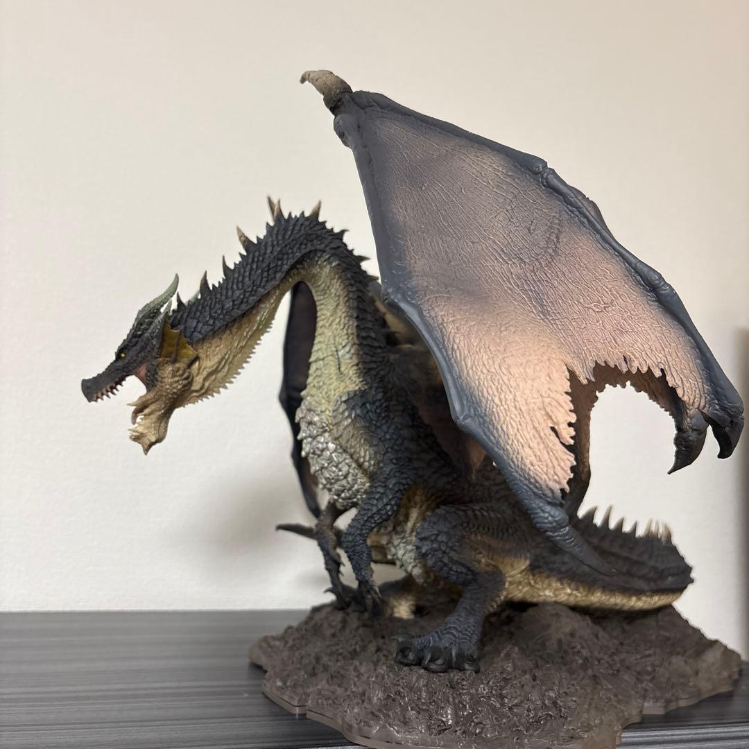 男青山稟空 モンスターハンター　ミラボレアス　フィギュア