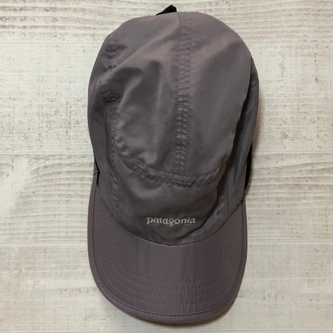 夏のランに最適‼️ パタゴニア ベロシティ・キャップ オシャレなシルバーグレー