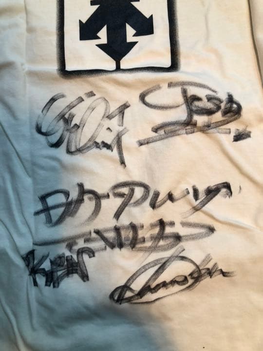 DA PUMP サイン入りTシャツ
