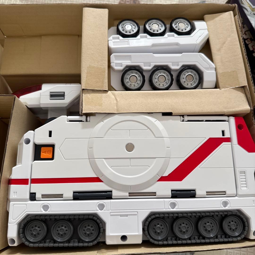 トミカ　ハイパーシリーズ　グレートアンビュラス