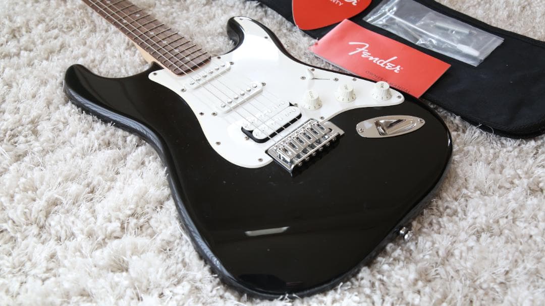 Squier Bullet HSS Stratocaster ブラック　美品