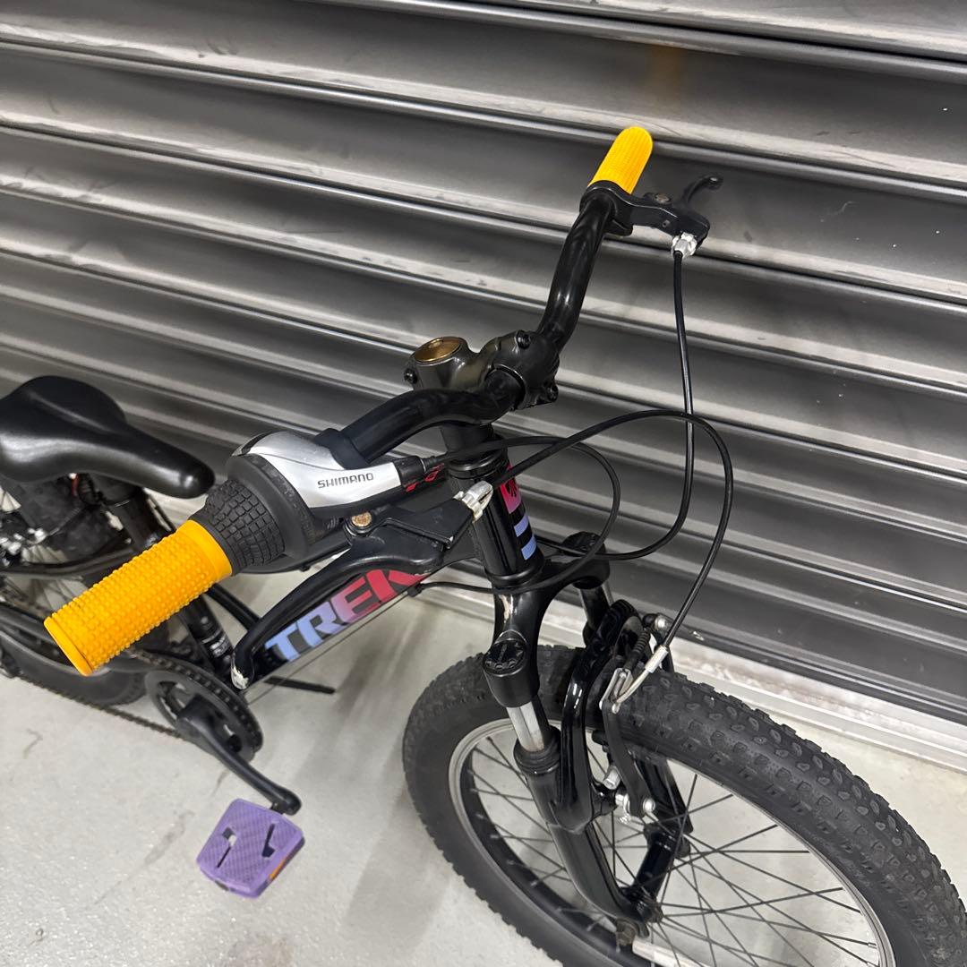 トレック　『PRECALIBER 20』　BK/PU