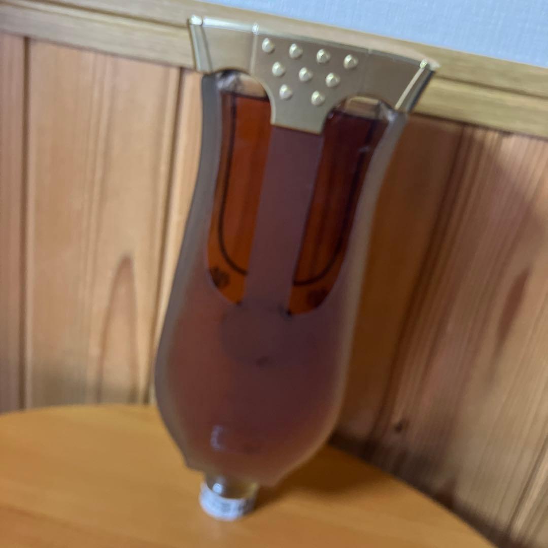 【未開封】サントリー 響 リラギター型ボトル - 希少な旋律を奏でる特別な一本