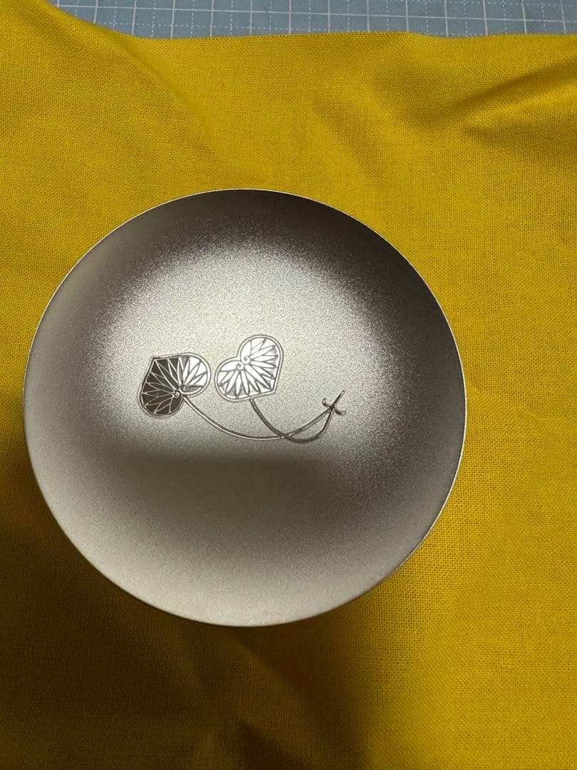 銀杯　徳川家葵のデザイン