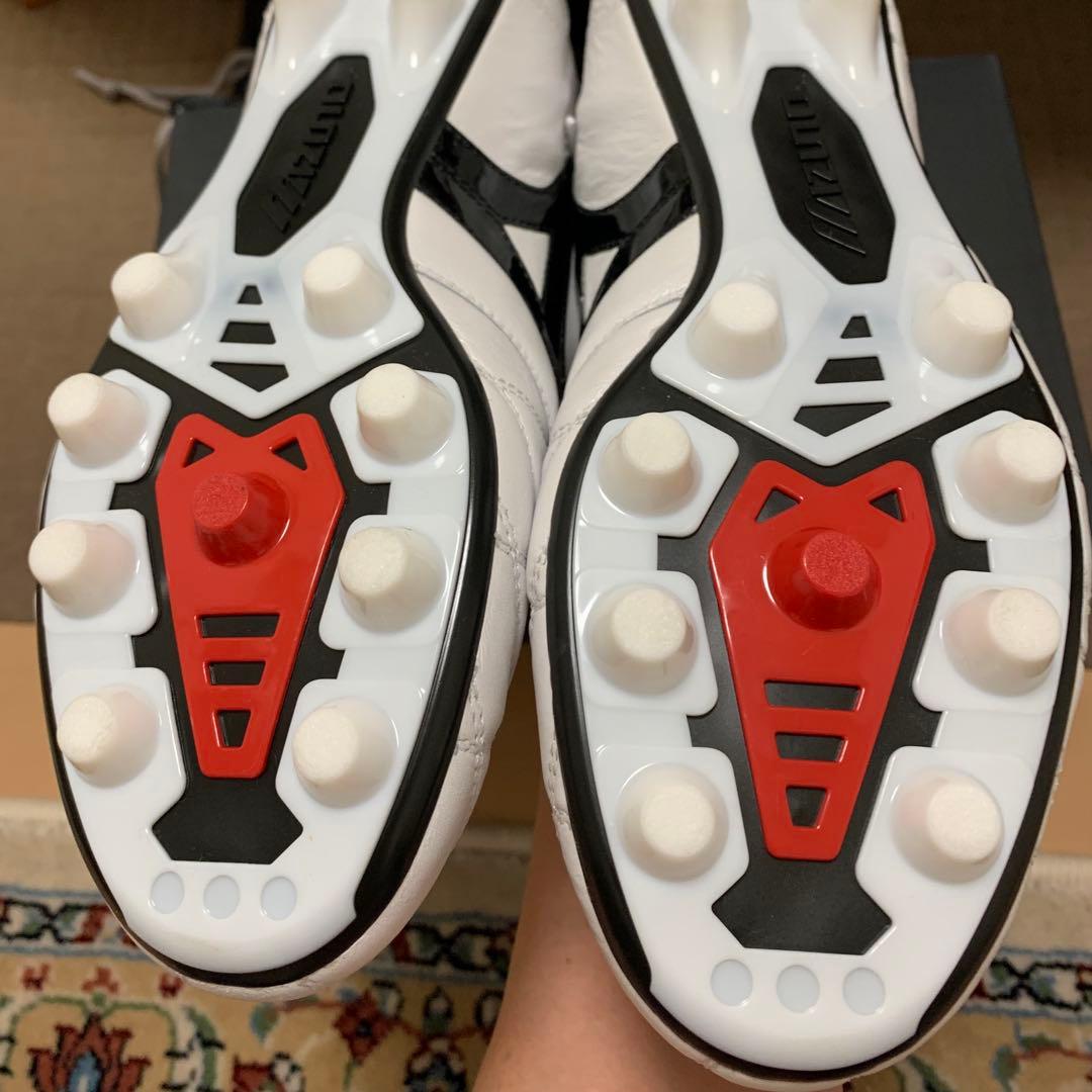 Mizuno Morelia サッカーシューズ ホワイト/ブラック/レッド 26