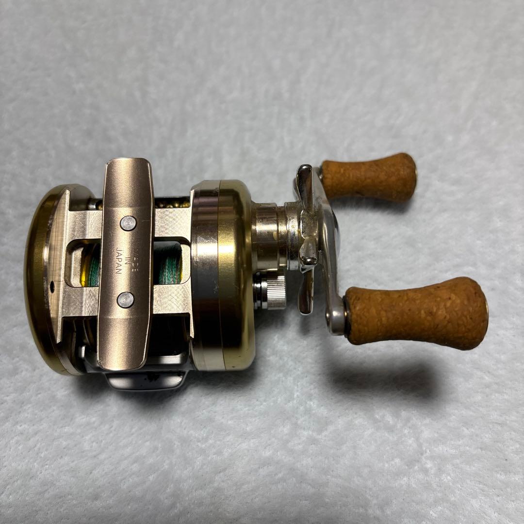 むーちゃん様　ミリオネアベイトリール