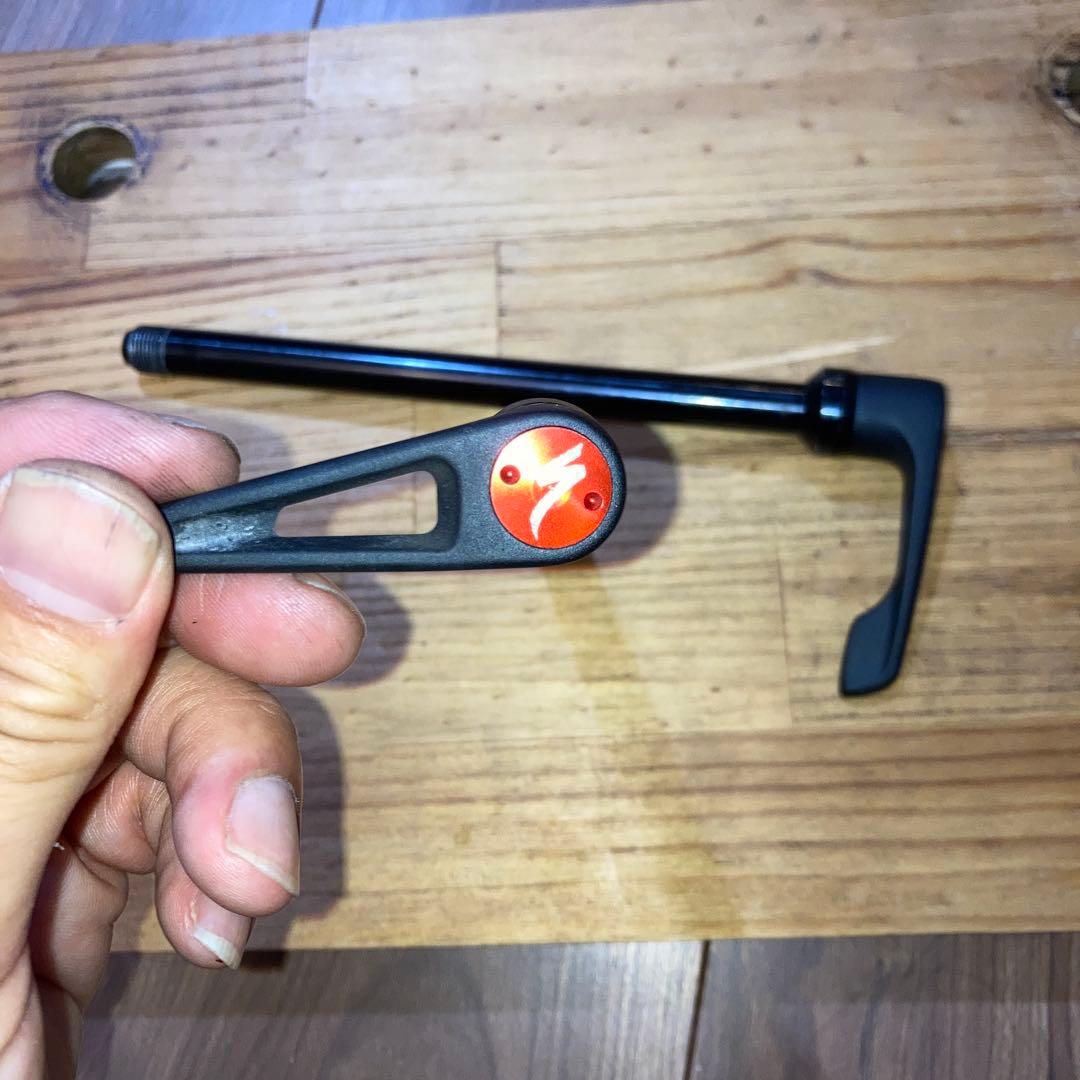 Specialized クイックレバー 2本セット　中古