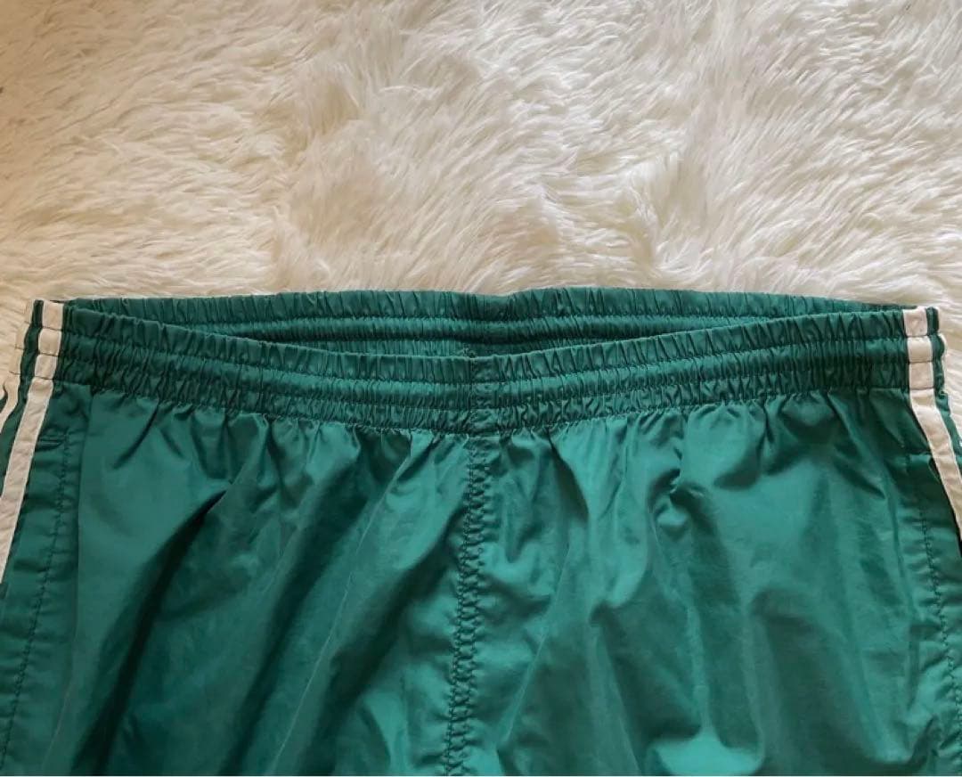 90's✨ adidas ナイロンパンツ　3本ライン　グリーン　希少　ワイド