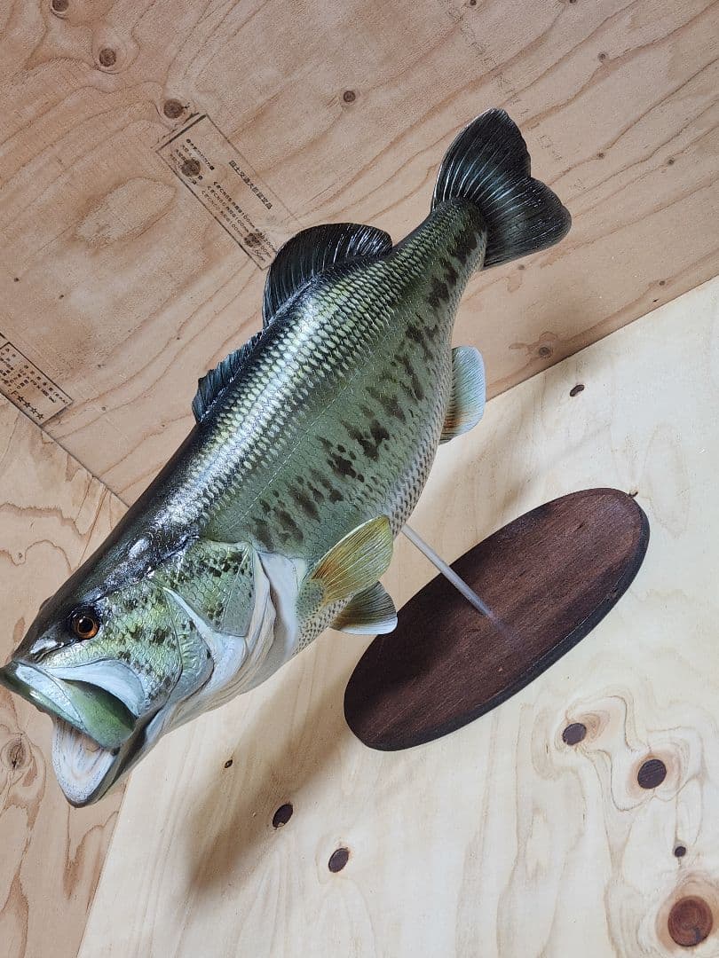 ハンドメイド　ブラックバス 釣り　フィギュア　レプリカ　模型　置物