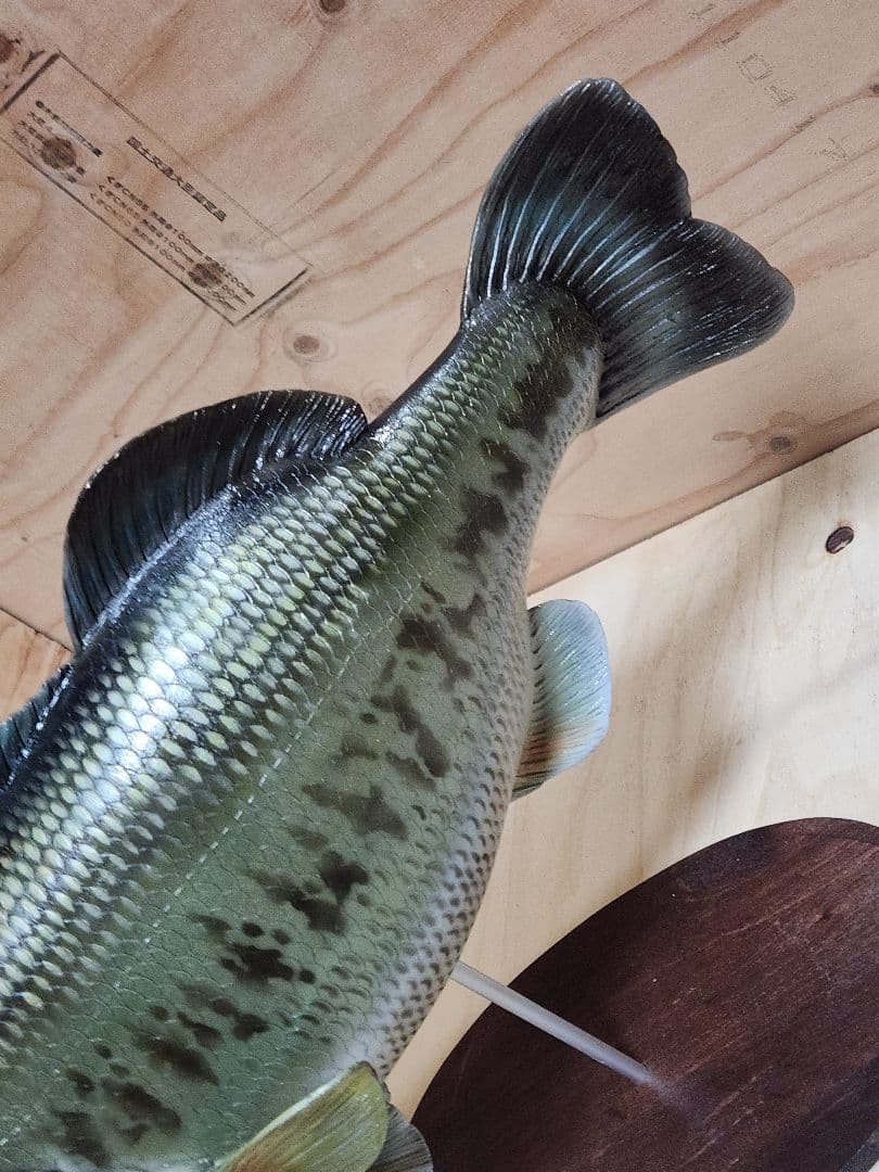 ハンドメイド　ブラックバス 釣り　フィギュア　レプリカ　模型　置物