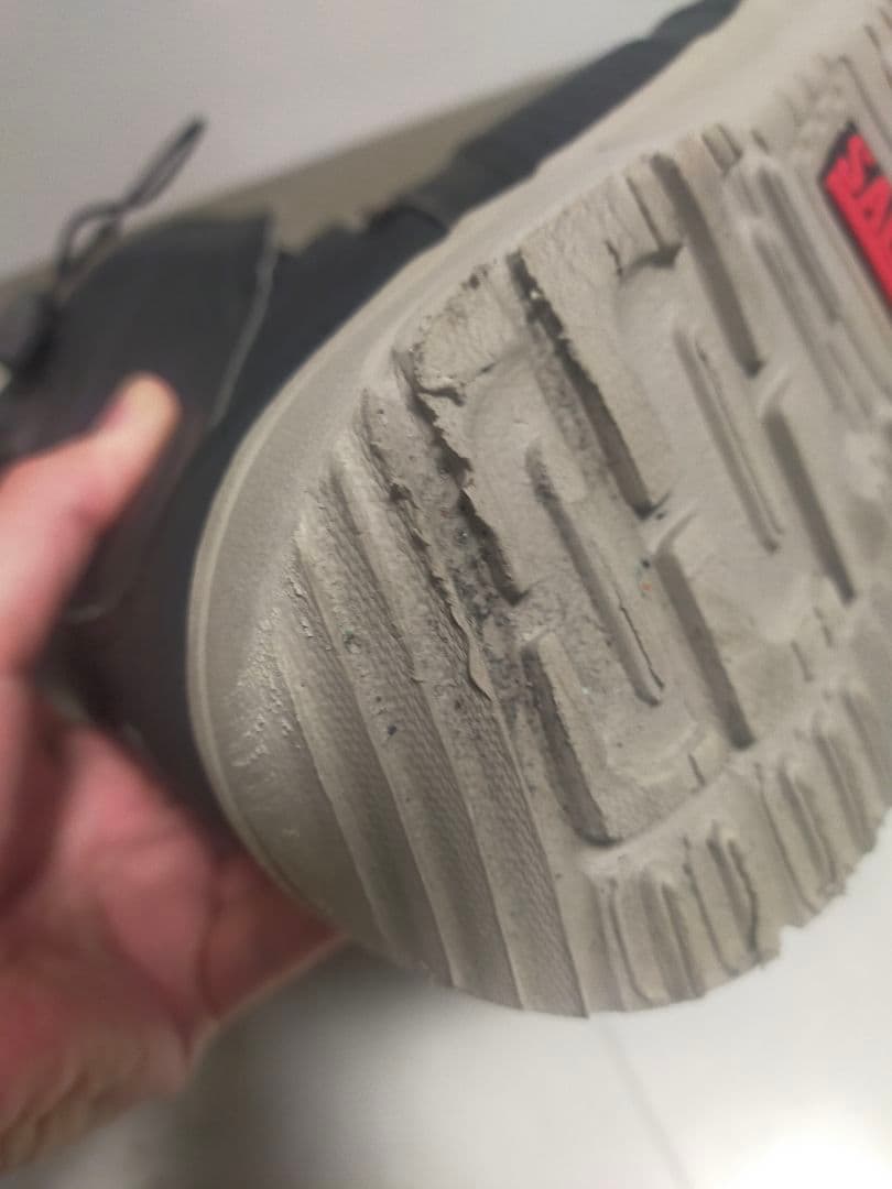 サロモン　スノーボードブーツ FACTION 26.5