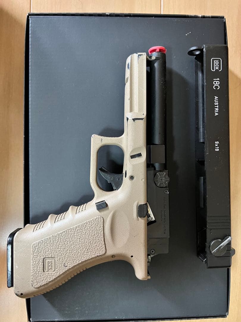 東京マルイGLOCK 18C 電動ガン タンカラー　マガジン等　18歳以上