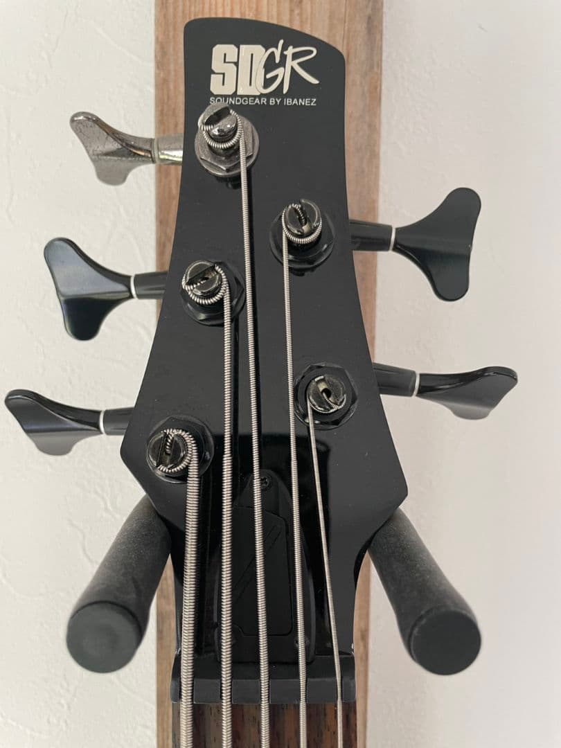 Ibanez　sr305 アクティブエレキベース