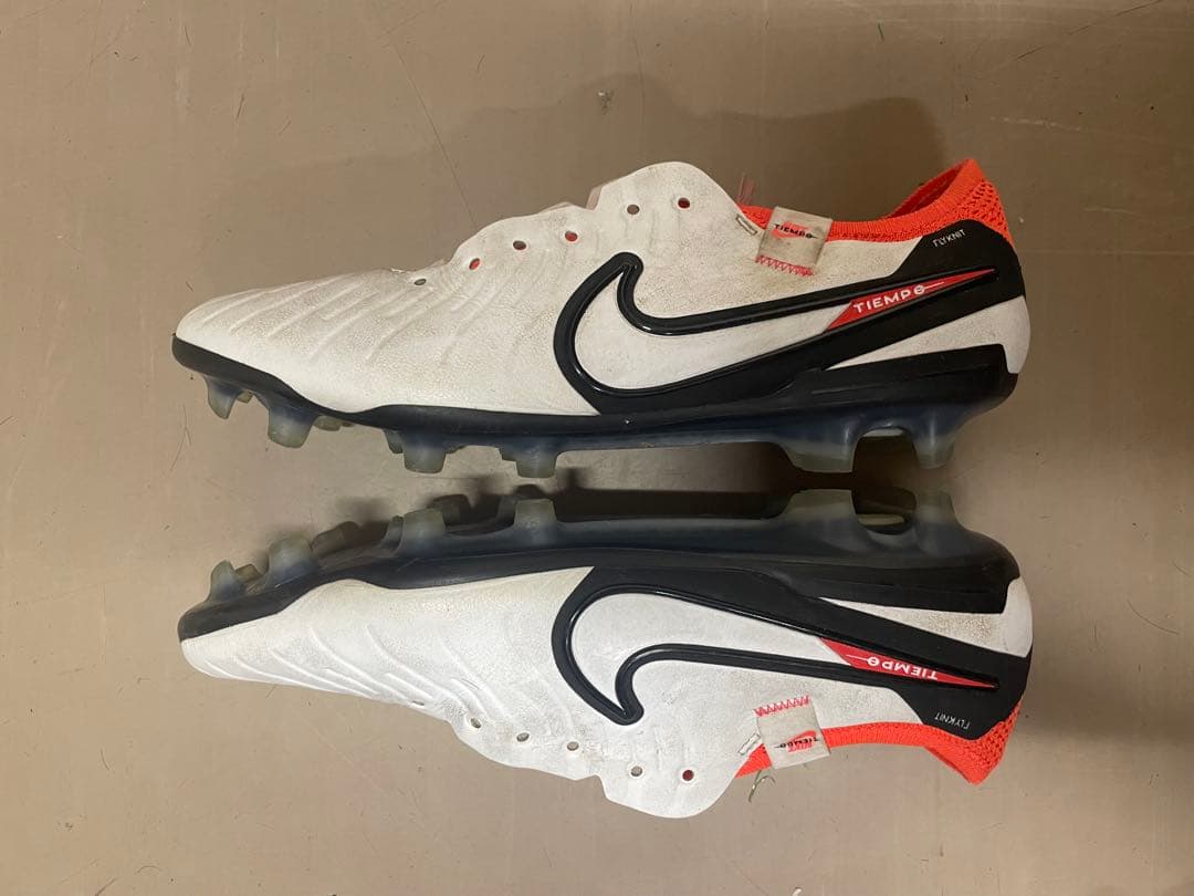 Nike ティエンポ ACCサッカースパイク ホワイト/オレンジ　破損なし