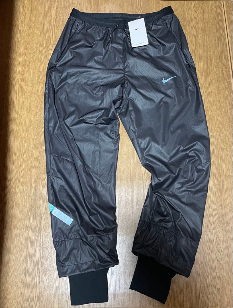 ナイキランニングディビジョンフェノムメンズ Storm-FIT ランニングパンツ