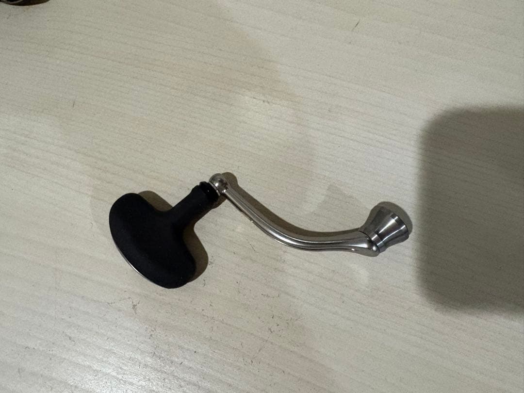 ★☆ダイワ　18 イグジスト　4000 CXH ハンドル　超美品