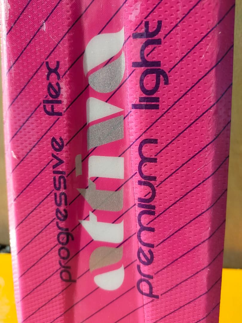 Volkl フォルクル　Progressive Edge スキーバインディング付