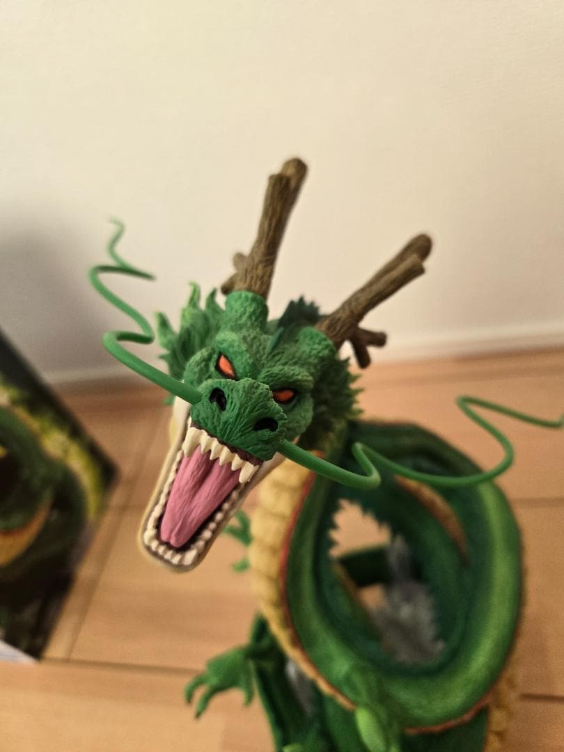 ドラゴンボール　一番くじ　神龍　フィギュア