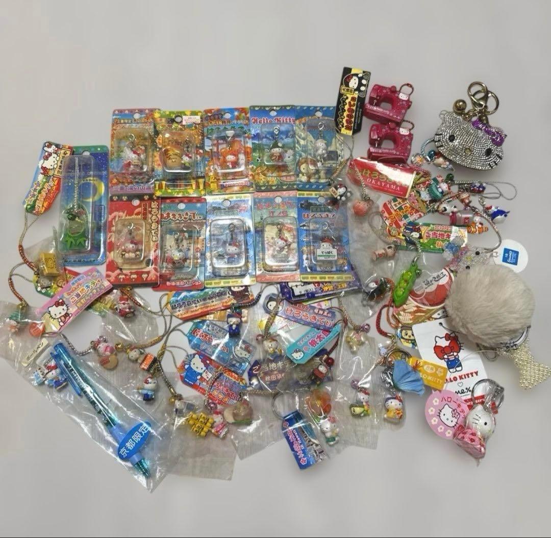 ハローキティ　ご当地　ねつけ　ストラップ　セット　サンリオ
