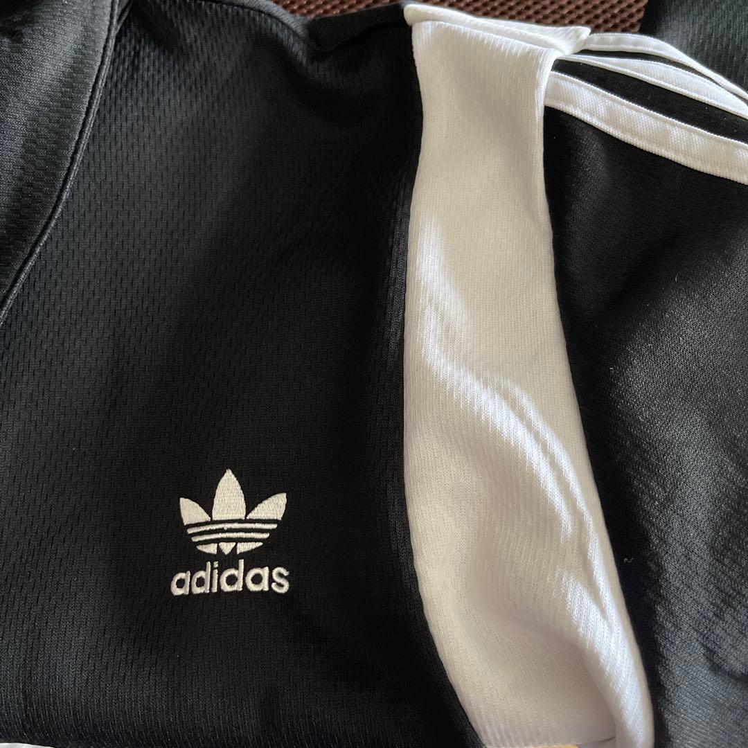 新品タグ付きadidas トレフォイルロゴ　ブラック ジャージジャケット