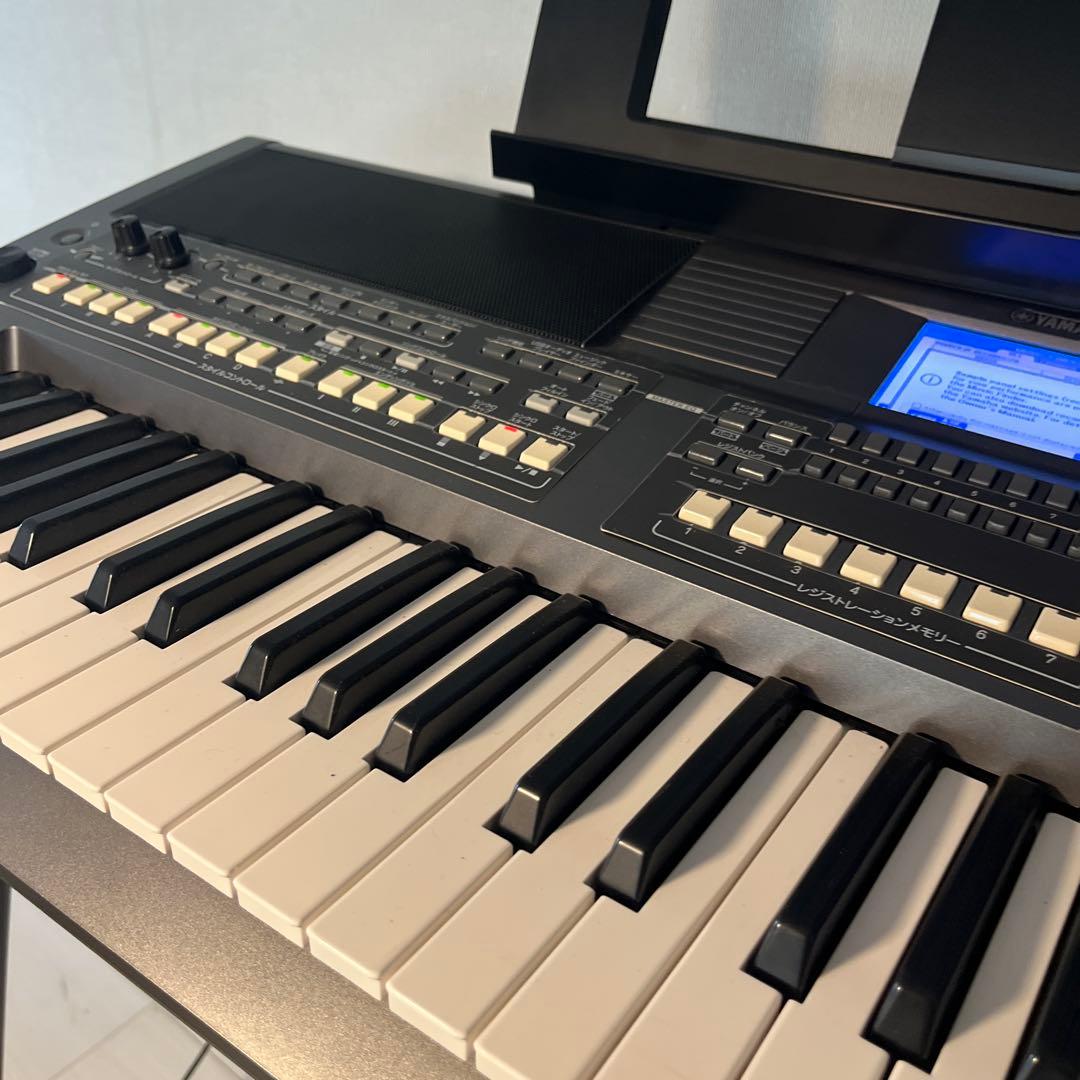 【値下げしました】YAMAHA PSR-S670 キーボード　電子ピアノ