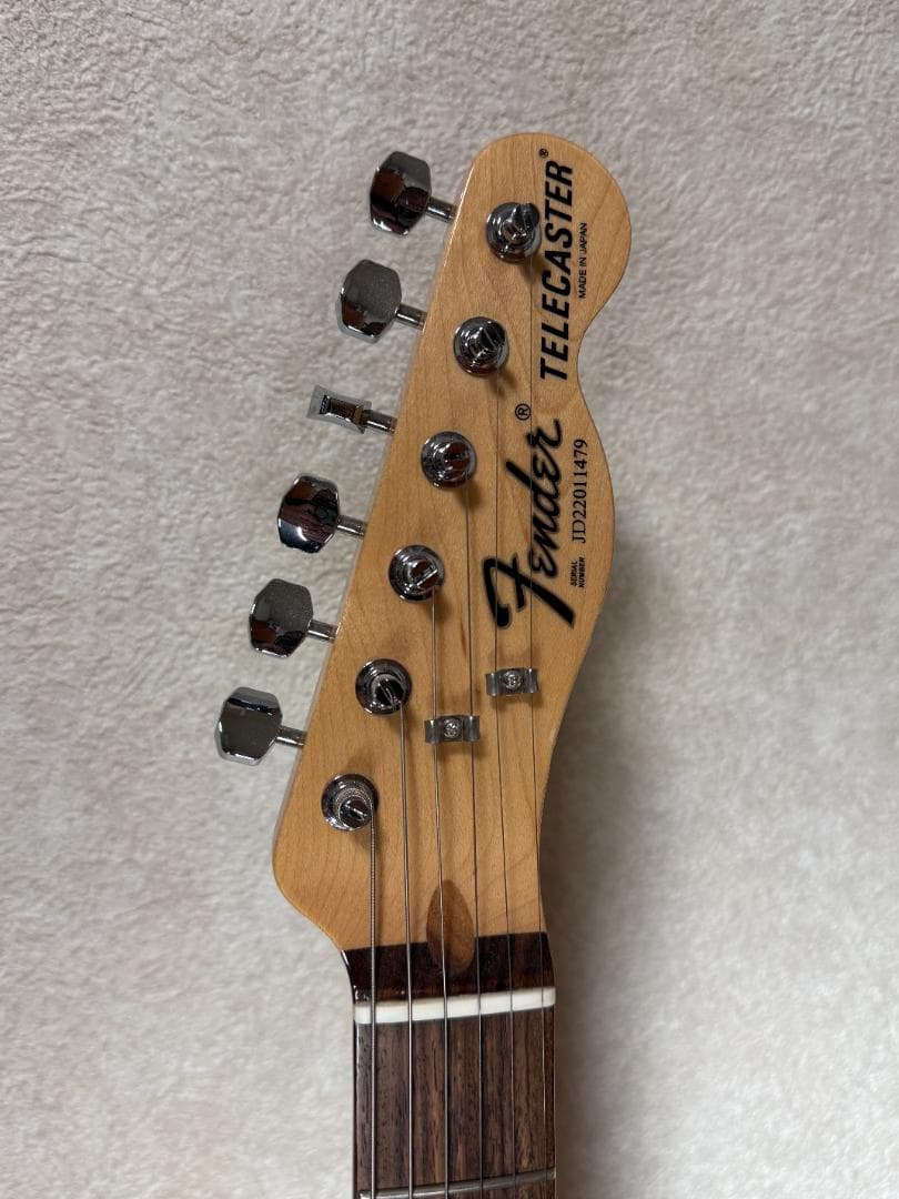 Fender リミテッドインターナショナルカラー テレキャスター