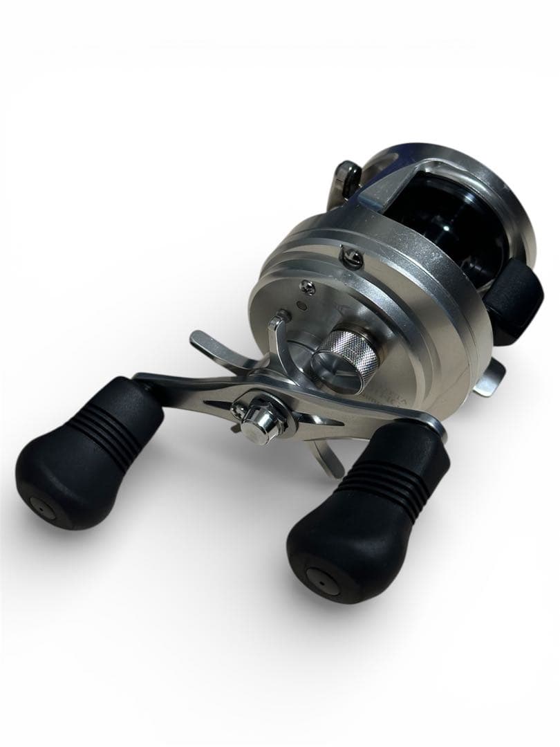 【美品】シマノ 11オシアカルカッタ 201HG