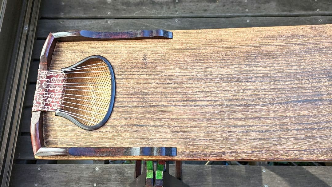 刳り甲　　十三絃箏=琴