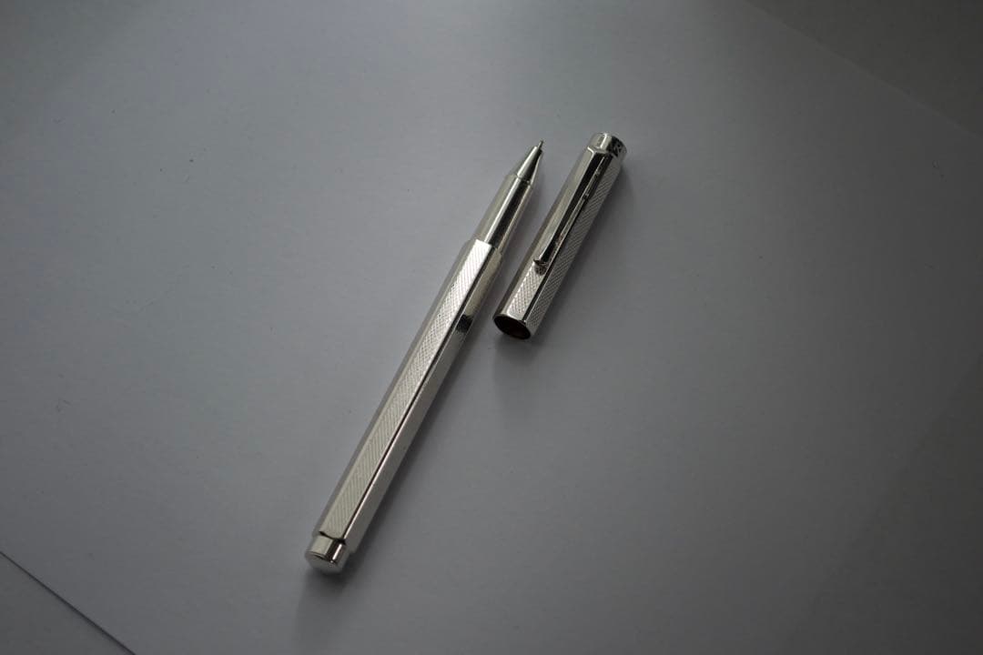 エクリドールローラーボールペンレトロ