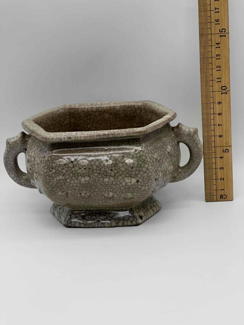 宋時代　青磁　汝官窯 氷裂紋 支釘焼き 双螭龍耳 鼓釘六方香炉(C-61)