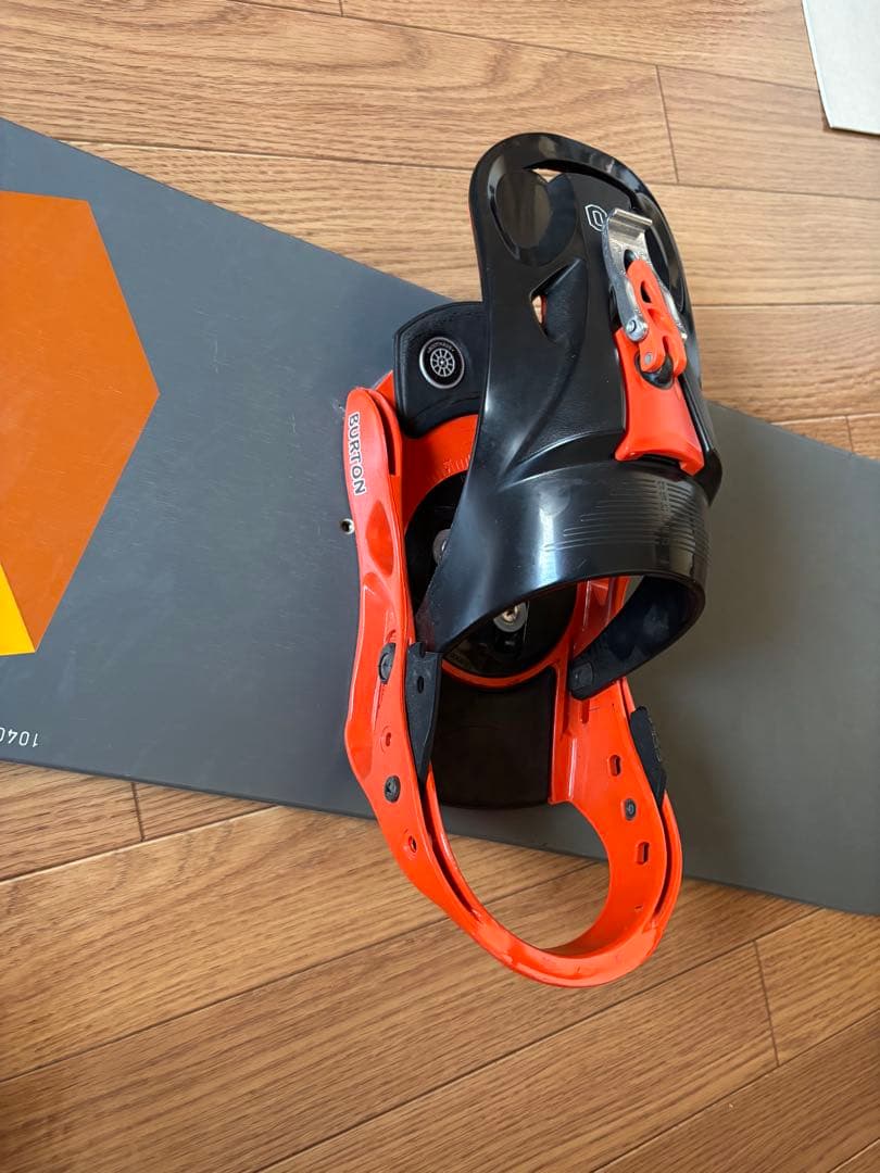BURTONオレンジ グレー スノーボード ビンディング付き