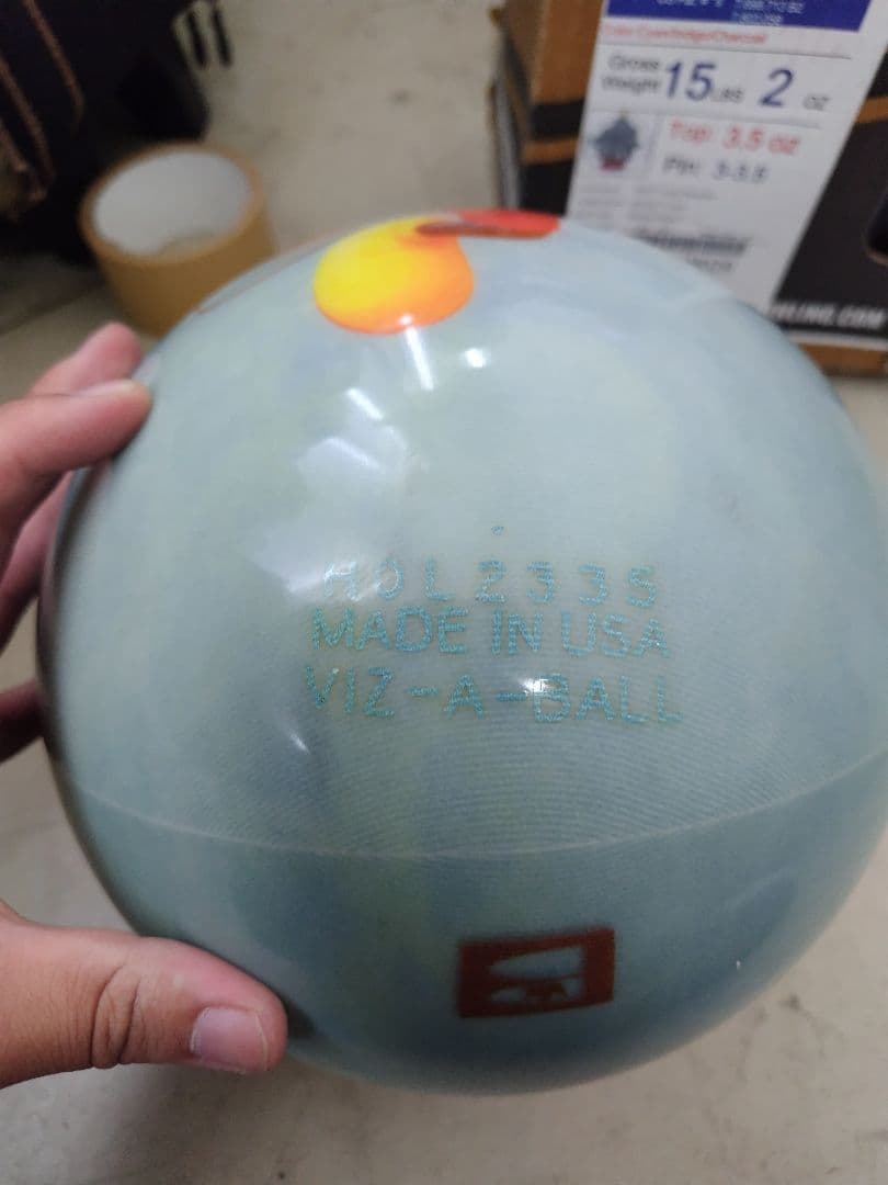 ボウリングボール　ミッキーマウス　15ポンド　新球