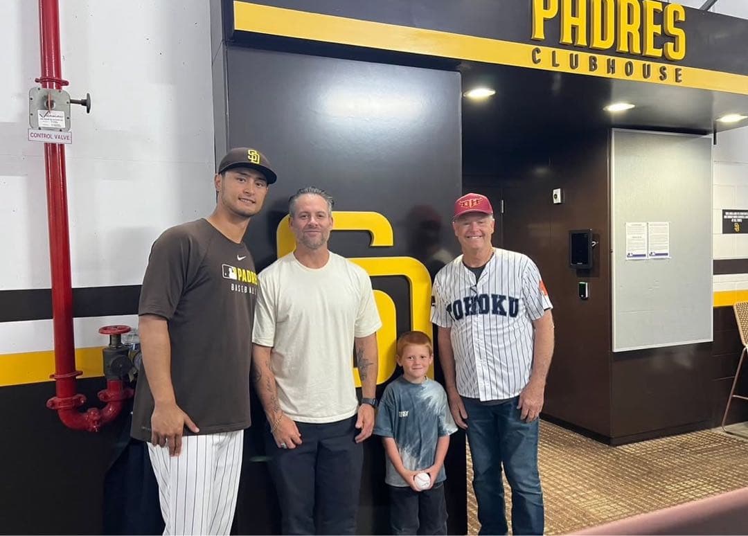 ダルビッシュ選手等着用サイズL パドレスオーセンティック パフォーマンスTシャツ